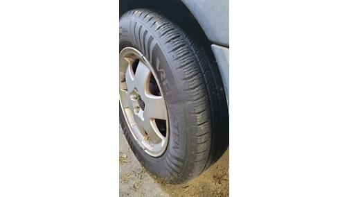 2004 Volvo XC70 2.5T