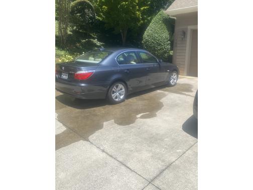 2010 BMW 528 i