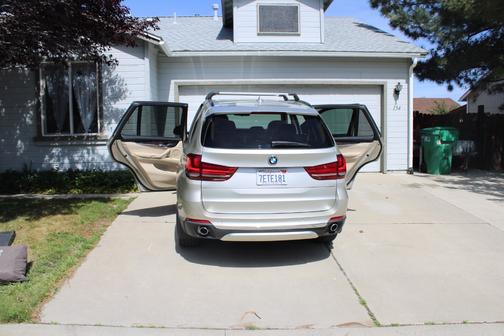 Gold 2014 BMW X5 xDrive35d