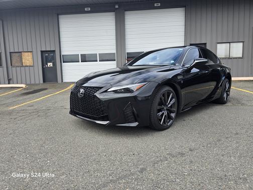 2024 Lexus IS 300 F SPORT Design