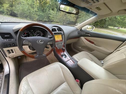 2010 Lexus ES 350 Base
