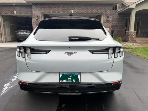 White 2022 Ford Mustang Mach-E Premium