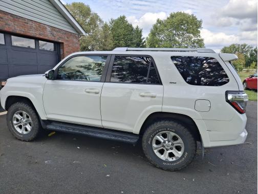 White 2017 Toyota 4Runner SR5 Premium