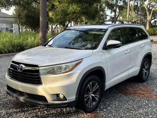 2016 Toyota Highlander XLE