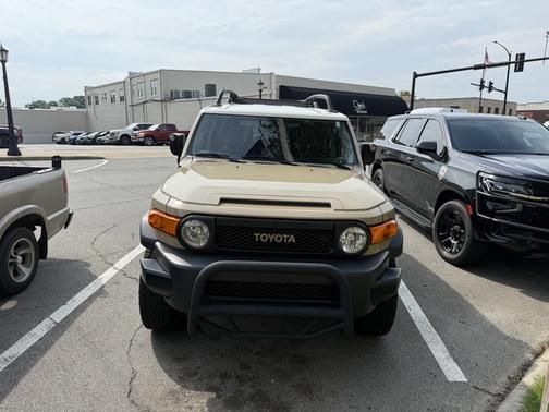 Beige 2014 Toyota FJ Cruiser Base