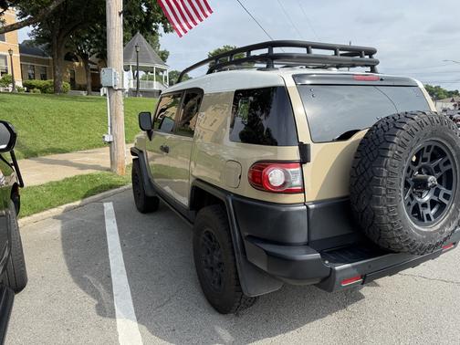 Beige 2014 Toyota FJ Cruiser Base