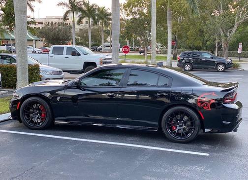 2016 Dodge Charger SRT Hellcat