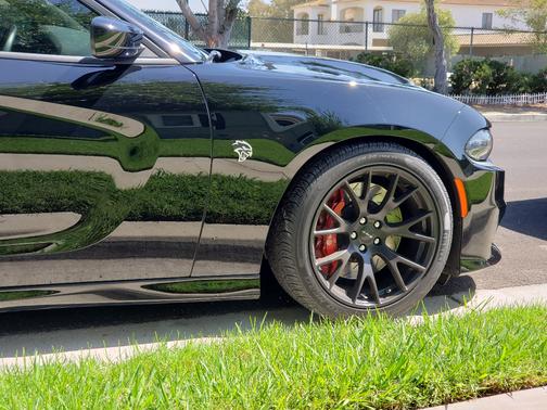 2016 Dodge Charger SRT Hellcat