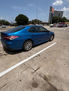 Blue 2019 Toyota Camry LE