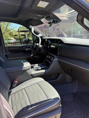 2025 GMC Sierra 2500 AT4X