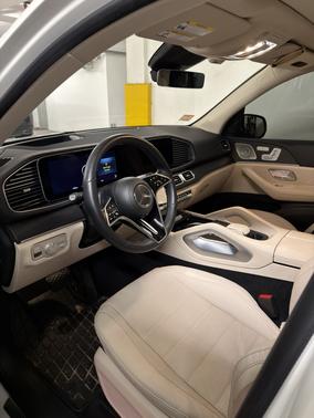 White 2024 Mercedes-Benz GLE 450 4MATIC