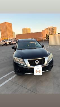 Black 2014 Nissan Pathfinder SV