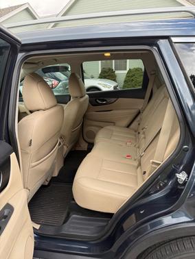 Blue 2016 Nissan Rogue SL