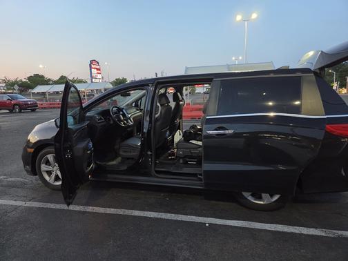 Black 2020 Honda Odyssey EX-L w/Navigation/RES
