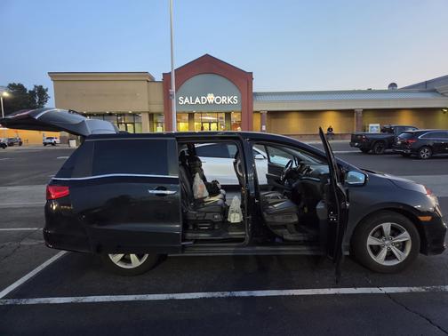 Black 2020 Honda Odyssey EX-L w/Navigation/RES