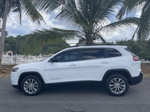 2022 Jeep Cherokee Latitude Lux