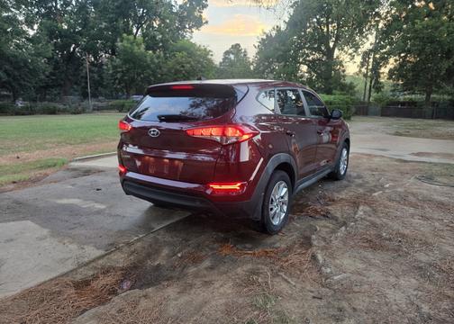 Purple 2016 Hyundai TUCSON SE