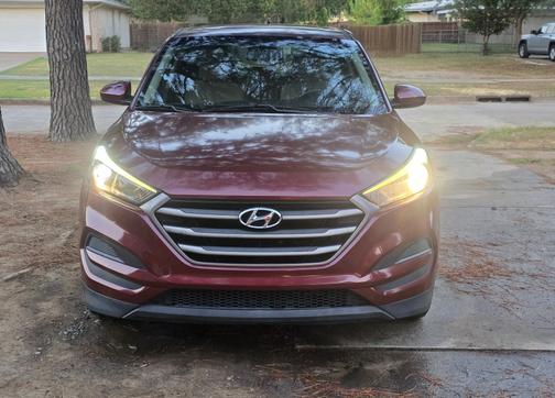 Purple 2016 Hyundai TUCSON SE