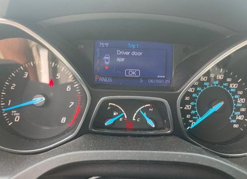 White 2013 Ford Escape SE