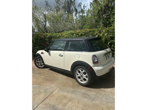 2011 MINI Cooper Base