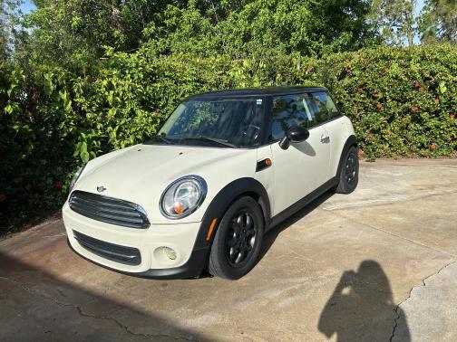 2011 MINI Cooper Base