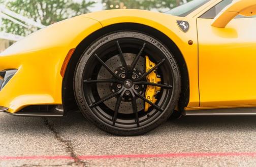 2020 Ferrari 488 Pista Base