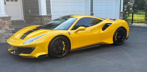 2020 Ferrari 488 Pista Base