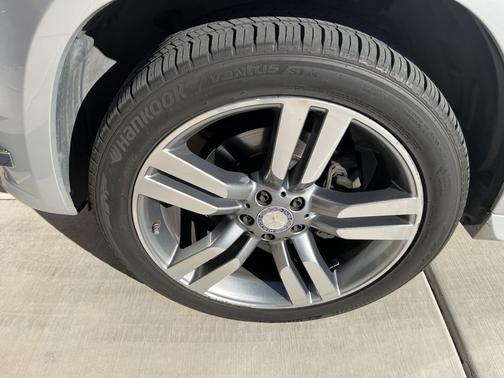 Silver 2014 Mercedes-Benz GLK-Class GLK 350