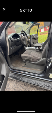 2012 Nissan Pathfinder SV