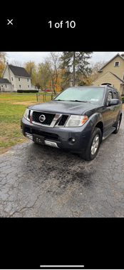 2012 Nissan Pathfinder SV