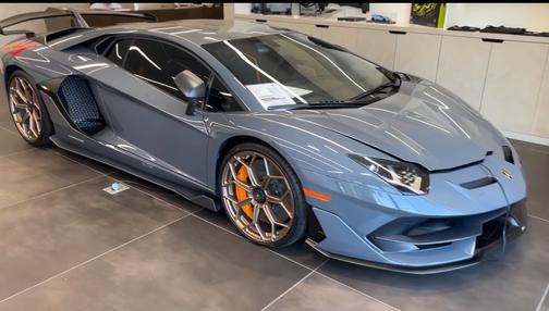 2019 Lamborghini Aventador SVJ Base