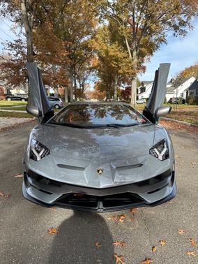 2019 Lamborghini Aventador SVJ Base