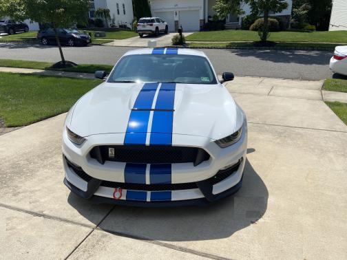 2017 Ford Shelby GT350 Base