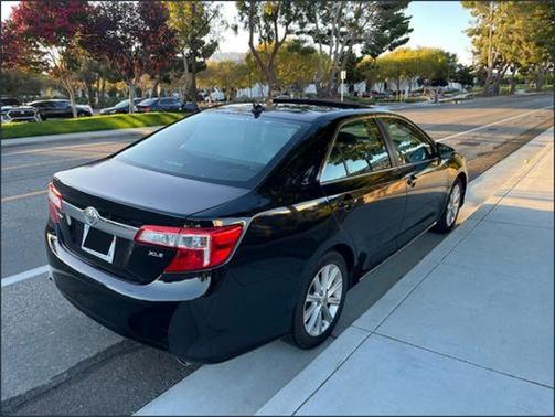 Black 2012 Toyota Camry XLE
