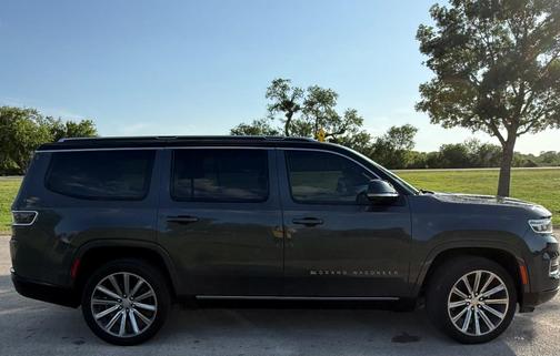 Gray 2023 Jeep Grand Wagoneer Series II