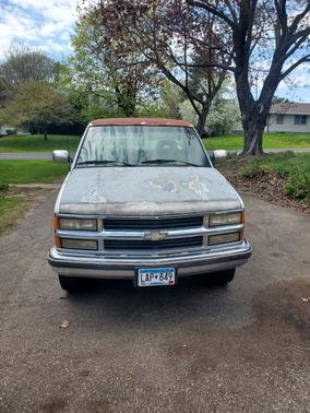 White 1994 Chevrolet 2500 Cheyenne