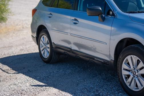 Silver 2017 Subaru Outback 2.5i