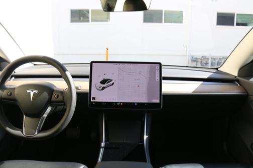 2020 Tesla Model 3 Long Range