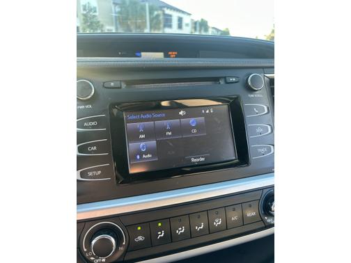 2016 Toyota Highlander LE