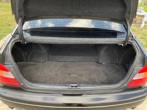 1999 Lexus GS 300 Base