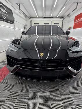 Black 2023 Lamborghini Urus S