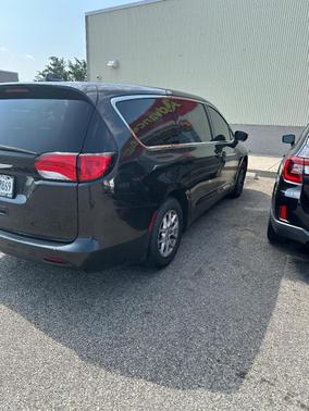 Black 2017 Chrysler Pacifica Touring