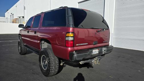 2004 Chevrolet Suburban 1500 LS