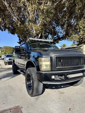 Black 2008 Ford F-250 FX4 SuperCab Super Duty