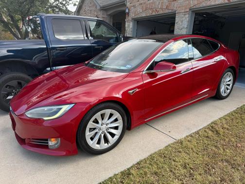 2017 Tesla Model S 90D