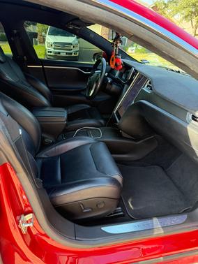 2017 Tesla Model S 90D