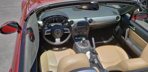 Photo 4 of 12 of 2009 Mazda MX-5 Miata Grand Touring