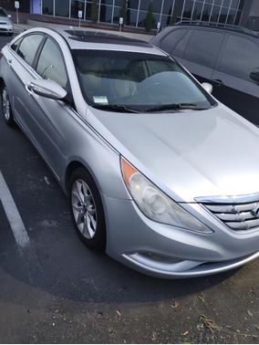 2013 Hyundai SONATA Limited