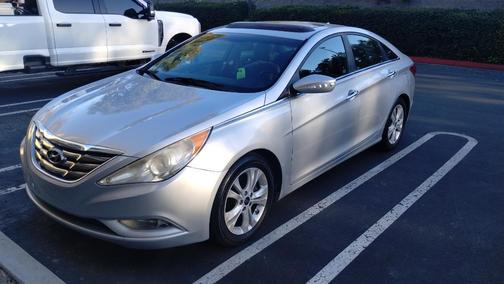 2013 Hyundai SONATA Limited