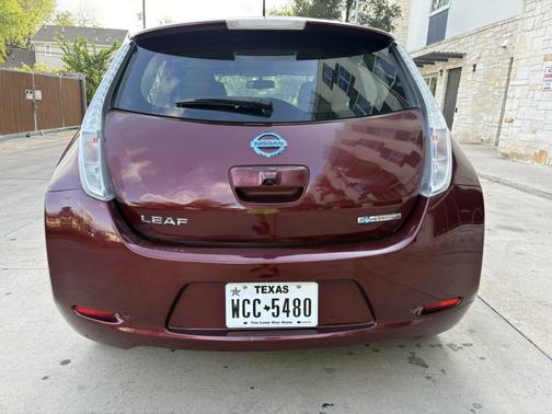 2016 Nissan Leaf SV